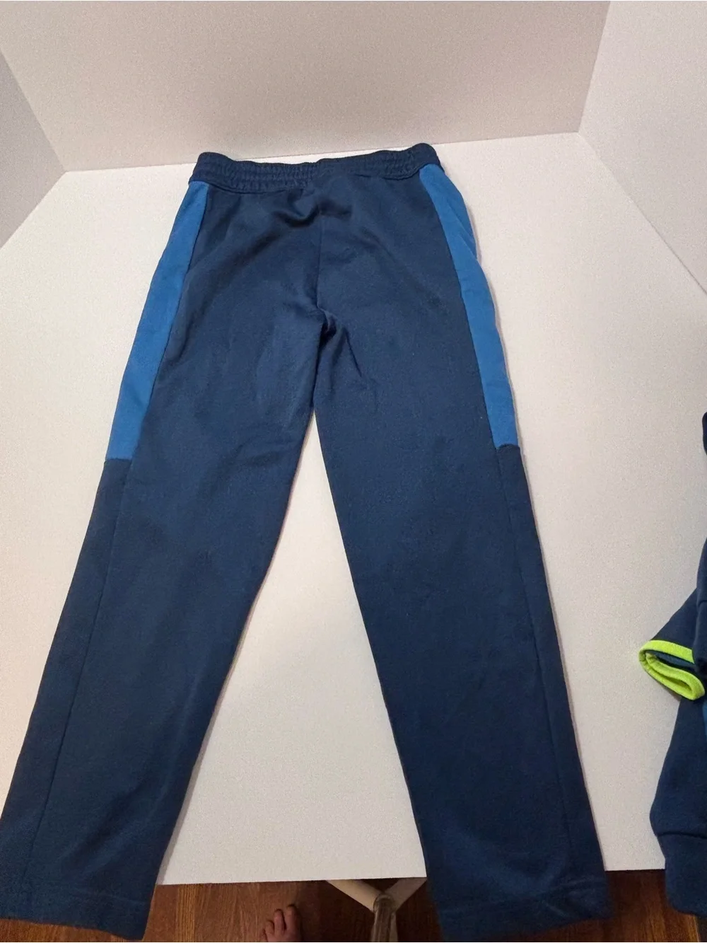Kids Blue and Neon Tech Fleece Set Matching Hoodie and Pants. Size M/8